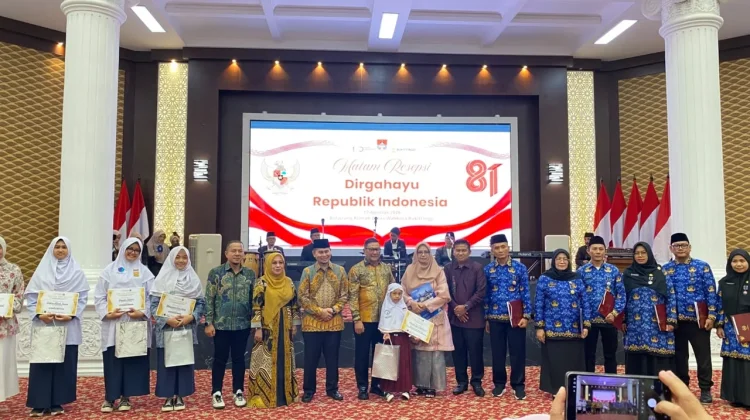 Enam Pelajar Bukittinggi Raih Reward Porsi Haji Terbanyak