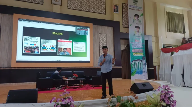 Hari Kedua PBAK, Mahasiswa Baru UIN Bukittinggi Dapatkan Beragam Materi Penting