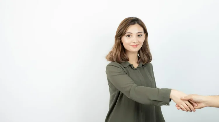 Berhenti Mengejar Validasi, Mulai Menghargai Diri Sendiri