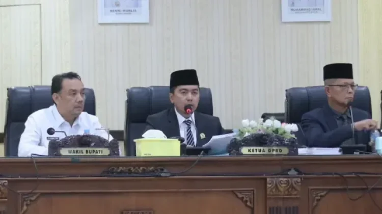 Pemkab Agam Usulkan Penyesuaian Beleid Ranperda Pajak dan Retribusi Daerah