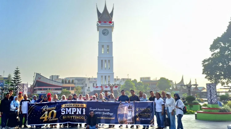 36 Tahun Berlalu, Alumni SMPN 1 Bukittinggi Kembali Merajut Kenangan