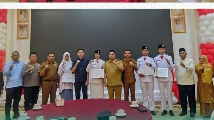 Pemko Padang Panjang Serahkan Tiska dan Bubarkan Kontingen Jamnas XII