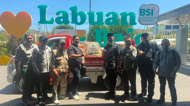 Pemprov Sumbar Salurkan Bantuan Rendang 2,1 Ton ke Labuan Bajo-Manggarai