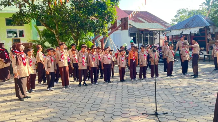 Tujuh SD Gugus 8 Bukittinggi Gelar Upacara Latihan Gabungan Pramuka