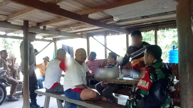Babinsa Koramil 05/Harau Perkuat Sinergi Dengan Warga Jaga Keamanan Lingkun