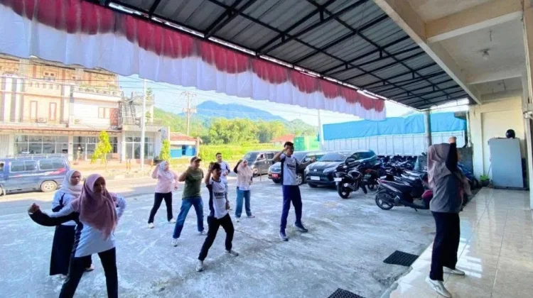 Bawaslu Padang Panjang Gelar Senam Sehat lewat Program Jumat Sehati