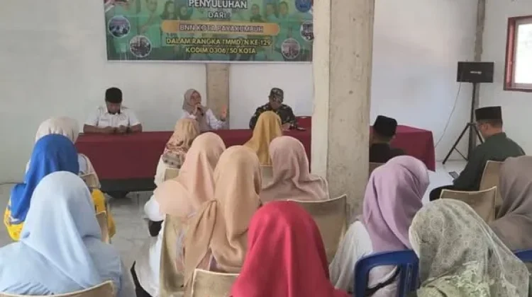 BNN Payakumbuh Edukasi Bahaya Narkoba di TMMD