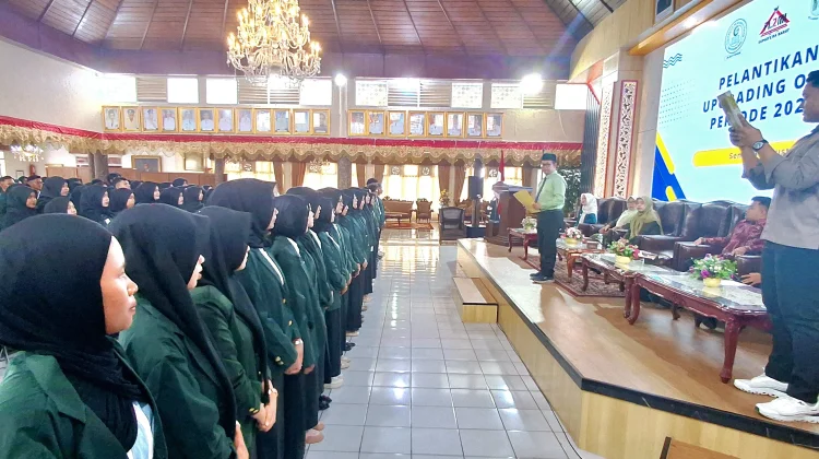 Ormawa UMN Bukittinggi Dilantik, Rektor Pesan Jangan Baper Berorganisasi