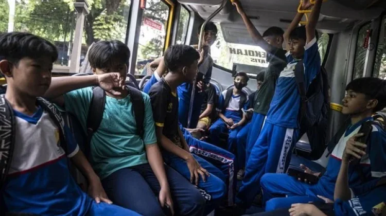 Pemko Bukittinggi Segera Luncurkan Program Angkutan Gratis Bagi Pelajar
