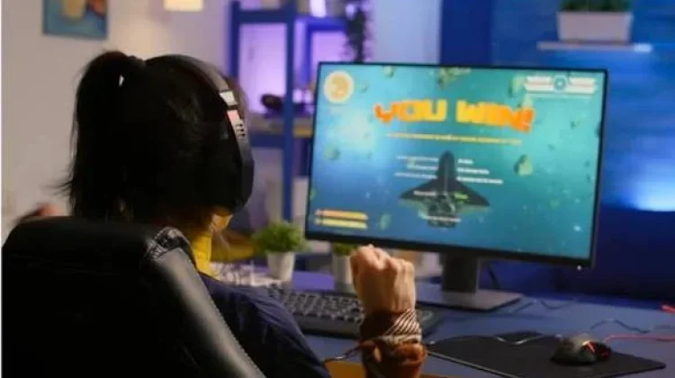 Hobi Game Bisa Jadi Cuan?, Ini Peluangnya