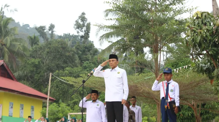 Kemenag Tanah Datar Mendorong Penguatan Keahlian Siswa di MTsN 17