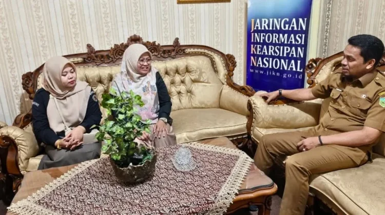 Bawaslu Padang Panjang Gagas Pojok Pengawasan di Perpustakaan
