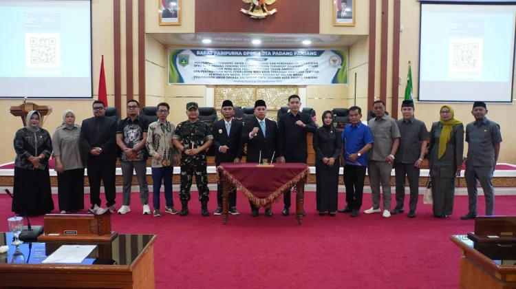 DPRD Padang Panjang Setujui Ranperda Perubahan APBD 2026 Jadi Perda