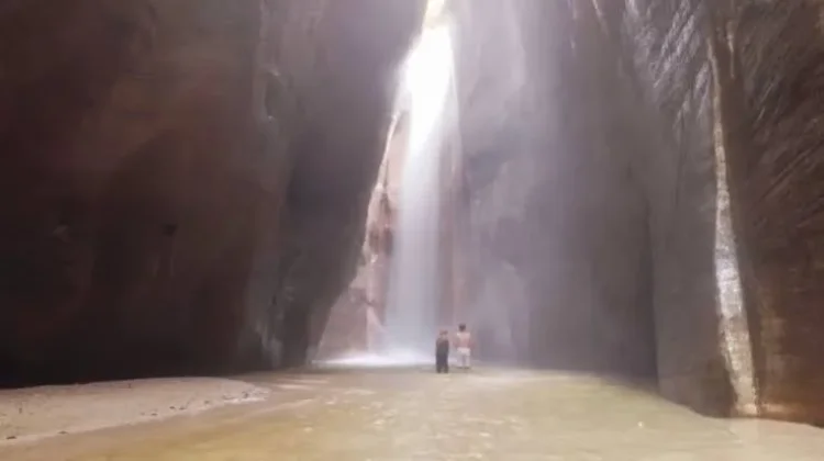 Air Terjun Lubuk Batang Memikat Wisatawan