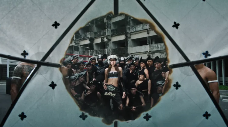 Rekor Baru, MV Lisa BLACKPINK "SaWaDiKa" Tembus 100 Juta Views YouTube dalam 2 Hari