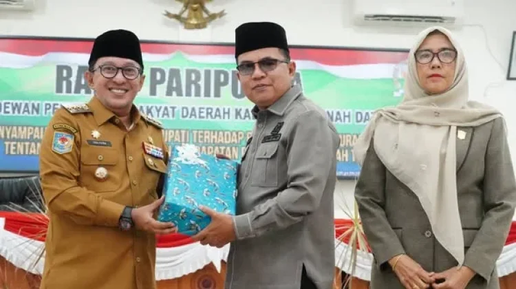 Sampaikan Pengantar Nota Keuangan, Bupati Paparkan Kenaikan Pendapatan Daerah