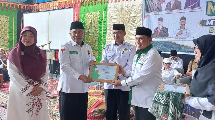 BAZNAS Apresiasi Kemenag dan MTsN Padang Panjang atas Pengumpulan ZIS