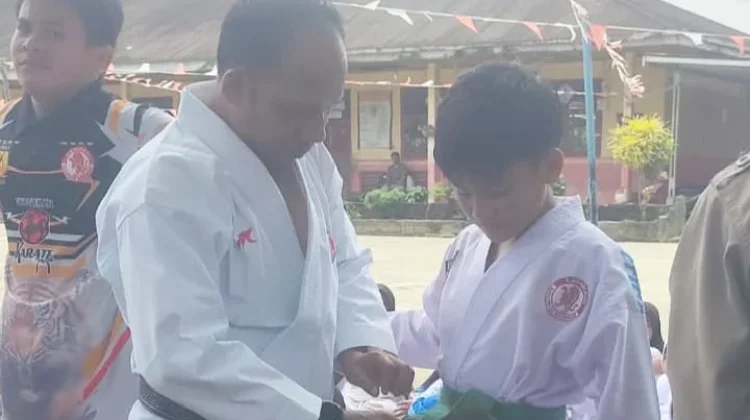 Sensei Daryulisman Turun ke Pasbar, 100 Karateka Lemkari Diuji Kihon, Kata, Kumite