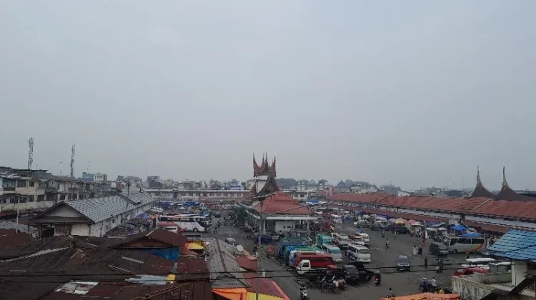 Kabut Asap, dan Potensi Hujan Masih Menyelimuti Sumatera Barat