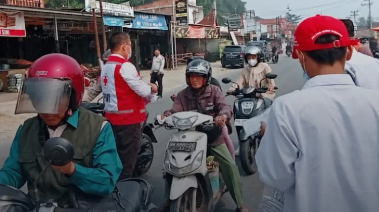 PMI 50 Kota Salurkan Ribuan Masker Atasi Dampak Karhutla