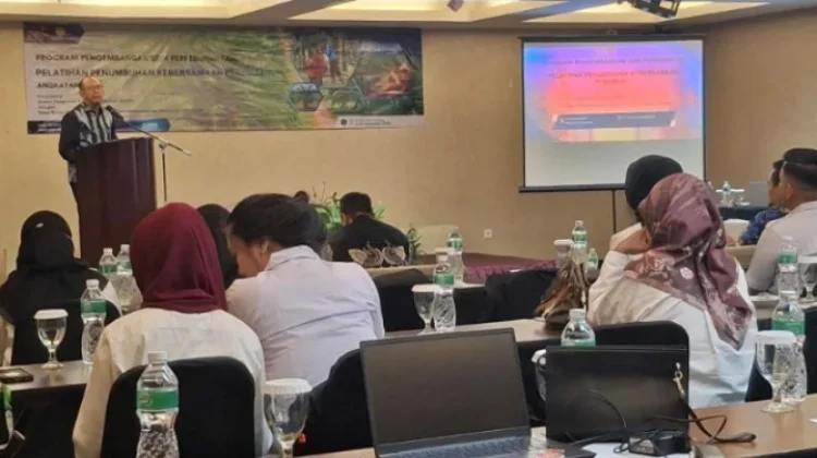 Puluhan Pekebun Pasaman Barat Dibekali Kapasitas Pengelolaan Manajemen Teknis