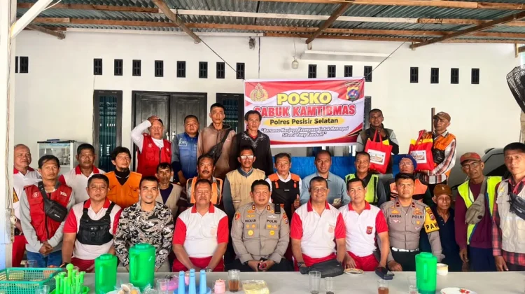 Jumat Barokah Polres Pessel Rangkul Ojek Jaga Kamtibmas