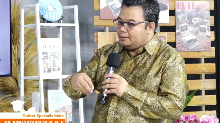 Mencegah Kelelahan Mata akibat Sering Gunakan Gadget Keseharian