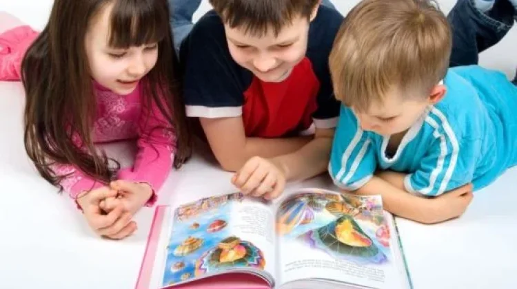 Mengajak Anak Memilih Buku yang Mereka Sukai