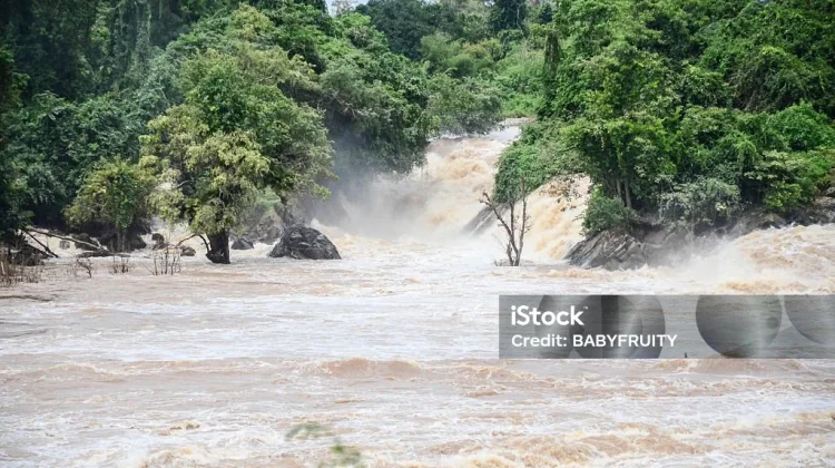 Curah Hujan Tinggi, Waspadai Ancaman Banjir dan Longsor