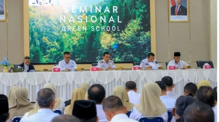Wabup Pasaman Dorong Kepala Sekolah Gerakkan Sekolah Hijau