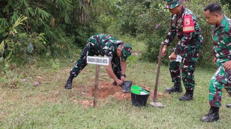 HUT TNI Kodim 0306 Tanam 250 Pohon Jaga Lingkungan