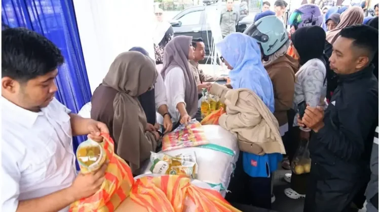 Pemko BI Bulog Gelar Gerakan Pangan Murah Bukittinggi