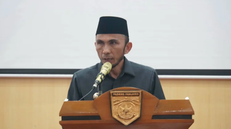 RAPBD Padang Panjang 2027 Rp495 Miliar, Wawako Allex Sampaikan Nota Keuangan