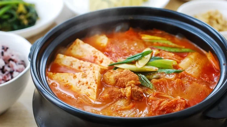 Kuliner Lezat untuk Menyambut Keluarga Besar