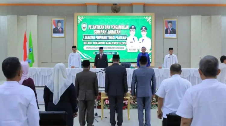 Lantik Tiga Pejabat Eselon II, Bupati Pasaman Tagih Kinerja Nyata
