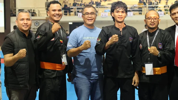 Sekda Rida Ananda Tinjau Atlet Silat Payakumbuh dan Pastikan Bonus Medali
