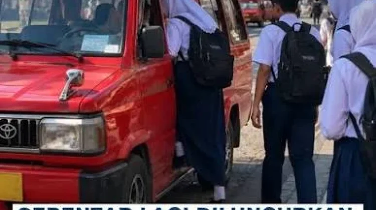 Angkutan sekolah gratis