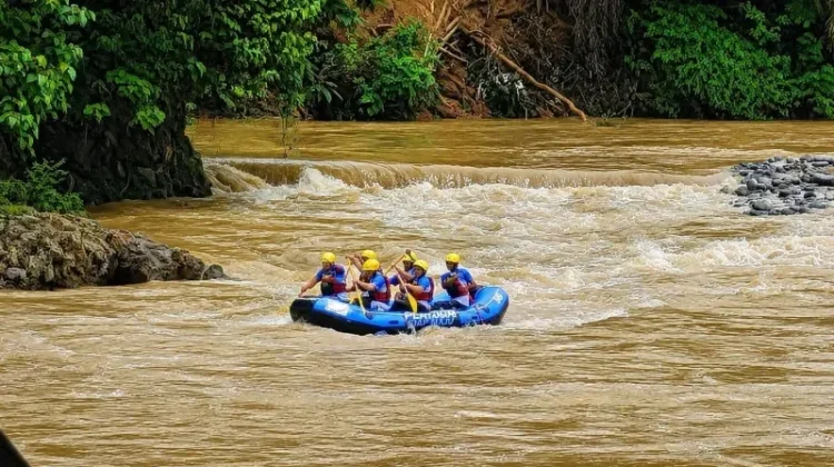 168 Atlet dari 10 Kabupaten/Kota Unjuk Gigi Cabor Arung Jeram Pasaman Barat