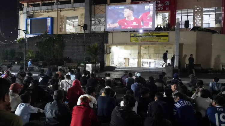Euforia Nobar Final ASEAN Cup 2026, Warga Padang Panjang Rayakan Juara Timnas