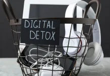 Capek karena Media Sosial?, Ini Tanda Social Fatigue