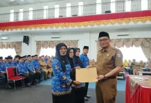 Pemkab Pasbar Lantik 79 Kepala Sekolah Dasar hingga Menengah