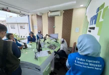 Sabadan Sahati Narasumber di PRO 4 RRI Bukittinggi