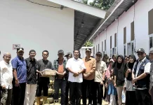 Bantuan Mengalir ke Huntara Bancah di Tanjung Raya, 35 Kompor Gas Disalurkan