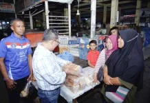 Bupati Tanah Datar Tinjau Pasar Pabukoan