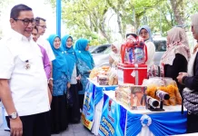 Peringati HKG ke-54, TP PKK Bukittinggi Gelar Bazar Pasar Murah