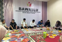 Bawaslu Bukittinggi Konsolidasi Demokrasi Jelang Buka Puasa Bersama