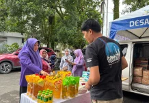 Bantu Warga Dapatkan Bahan Pokok Terjangkau, Ketua TP PKK Tinjau Pasar Murah