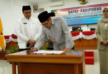 DPRD Tanah Datar Setujui 3 Ranperda Jadi Perda