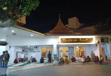 Senyum Anak Yatim Warnai Buka Puasa Bersama di Masjid Ar-Raudhah