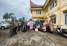 ASN dan PKK Payakumbuh Selatan Bagikan Takjil Gratis